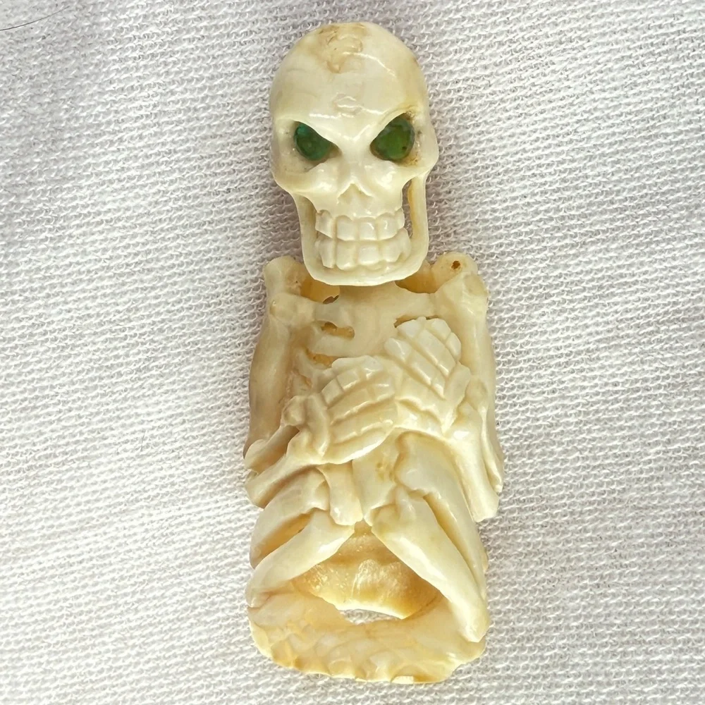 HAND CARVED Native American MOOSE ANTLER Skeleton With Emerald Eyes!